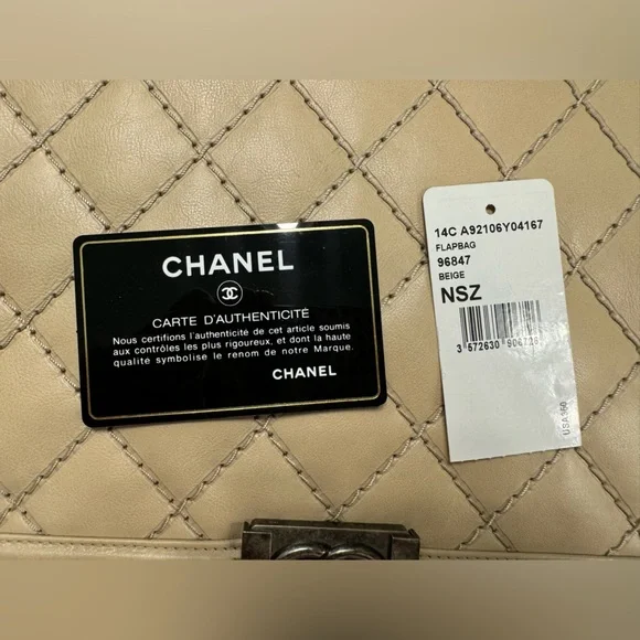 Large Chanel Boy Bag!!! - Picture 5 of 16
